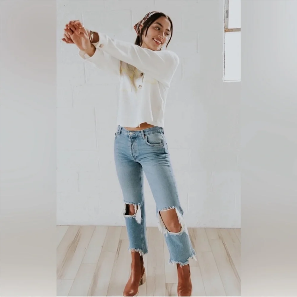 Free People We The Free Maggie Jeans Straight Leg Ripped Raw Hem Size 26